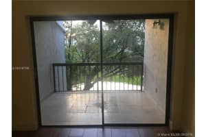 9433 Fontainebleau Blvd, Miami, FL 33172, Sold 12/07/18