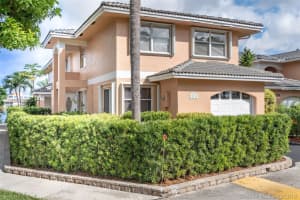 3251 NW 44th St, Oakland Park, FL 33309, Sold 10/29/19