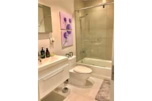 19921 NE 20th Ct, Miami, FL 33179, Sold 04/05/19
