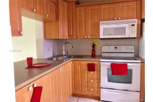 8550 Sherman Cir N, Miramar, FL 33025, Sold 11/09/18