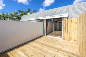 8321 SW 157th Ave, Miami, FL 33193, Sold 09/27/18