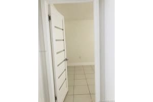 8250 NW 191st St #10d, Hialeah, FL 33015, Sold 11/21/18