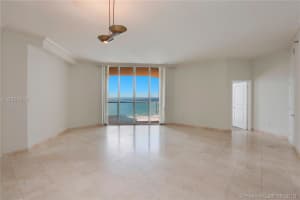 8925 Collins Ave #12j, Surfside, FL 33154, Sold 10/05/18