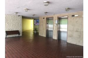 9682 Fontainebleau Blvd, Miami, FL 33172, Sold 10/03/18