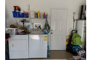 3907 Tree Top Dr, Weston, FL 33332, Sold 01/23/19