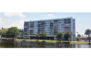 16850 S Glades Dr #8c, North Miami Beach, FL 33162, Sold 10/31/18