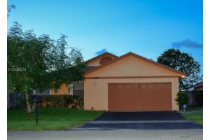 10001 SW 11th St, Pembroke Pines, FL 33025, Sold 11/05/18