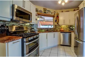 651 NW 122nd Ct, Miami, FL 33182, Sold 10/16/18