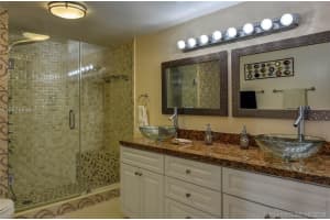 651 NW 122nd Ct, Miami, FL 33182, Sold 10/16/18