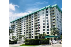 10350 W Bay Harbor Dr #5f, Miami Beach, FL 33154, Sold 12/07/18