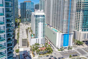 186 SE 12th Terrace #2204, Miami, FL 33131, Sold 10/25/18