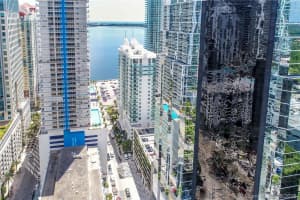 186 SE 12th Terrace #2204, Miami, FL 33131, Sold 10/25/18