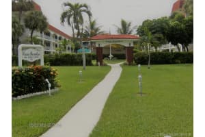 580 Egret Dr, Hallandale Beach, FL 33009, Sold 03/15/19