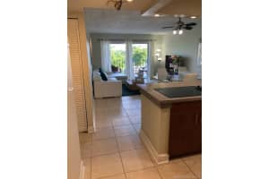 5199 NW 7th St, Miami, FL 33126, Sold 09/28/18