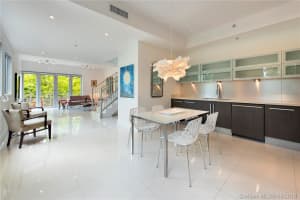 1027 Michigan Ave #2b, Miami Beach, FL 33139, Sold 10/07/19