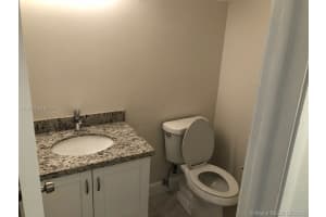 999 NW 106th Ave Cir, Miami, FL 33172, Sold 11/15/18