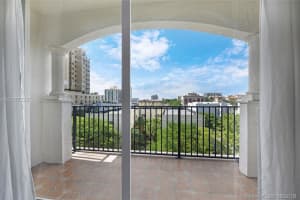 118 Zamora Ave, Coral Gables, FL 33134, Sold 12/20/18