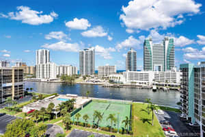 400 Leslie Dr, Hallandale Beach, FL 33009, Sold 11/14/18