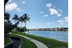 810 NE 199th St #205c, Miami, FL 33179, Sold 11/09/18