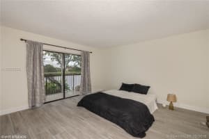 9090 NW 45th Ct, Sunrise, FL 33351, Sold 10/29/18
