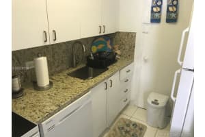 5313 Collins Ave, Miami Beach, FL 33140, Sold 09/17/18