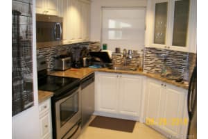 8810 Fontainebleau Blvd, Miami, FL 33172, Sold 10/03/18