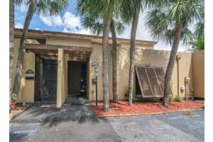 15894 Kilmarnock Dr, Miami Lakes, FL 33014, Sold 02/08/19