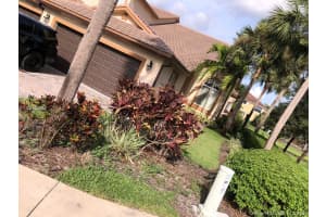 816 W Village Cir, Davie, FL 33325, Sold 12/14/18