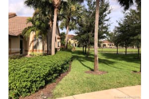 816 W Village Cir, Davie, FL 33325, Sold 12/14/18