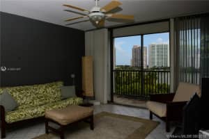 3475 N Country Club Dr, Miami, FL 33180, Sold 11/26/18