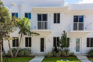 2610 NE 213th St, Miami, FL 33180, Sold 03/01/19