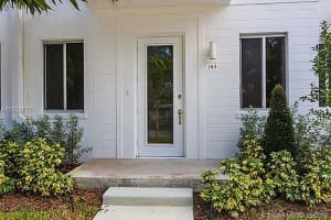2610 NE 213th St, Miami, FL 33180, Sold 03/01/19