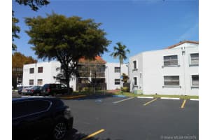 9419 Fontainebleau Blvd, Miami, FL 33172, Sold 10/29/18