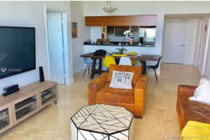 1800 N Bayshore Dr, Miami, FL 33132, Sold 08/09/19