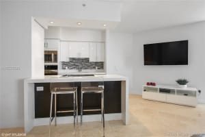 4779 Collins Ave, Miami Beach, FL 33140, Sold 11/15/18