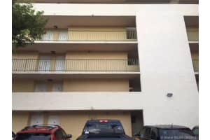 8870 Fontainebleau Blvd, Miami, FL 33172, Sold 12/21/18