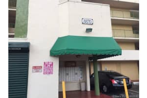 8870 Fontainebleau Blvd, Miami, FL 33172, Sold 12/21/18