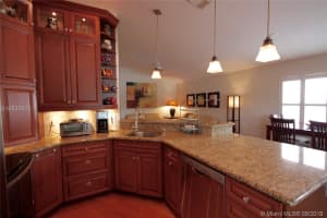 8321 SW 44th Pl, Davie, FL 33328, Sold 10/25/18
