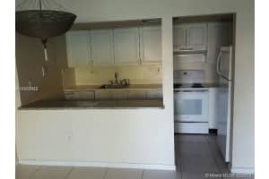17600 NW 68th Ave APT B3005, Hialeah, FL 33015, Sold 10/10/18