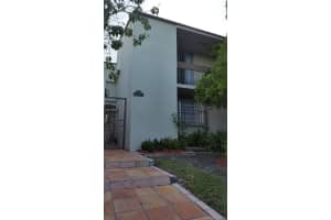 9141 Fontainebleau Blvd, Miami, FL 33172, Sold 01/11/19