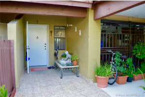 10302 NW 9th St Cir, Miami, FL 33172, Sold 03/19/19