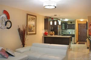 700 SE 9th Ct, Hialeah, FL 33010, Sold 10/19/18