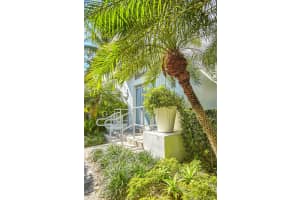 1057 15th St, Miami Beach, FL 33139, Sold 11/02/18