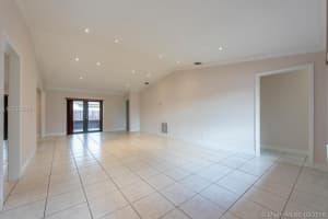 9223 NW 53rd St, Sunrise, FL 33351, Sold 12/03/18