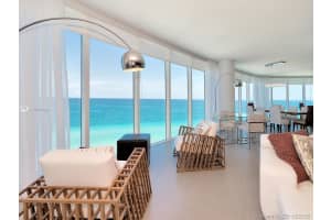 2711 S Ocean Dr, Hollywood, FL 33019, Sold 10/01/20
