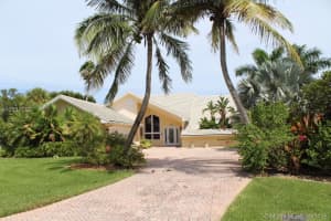 8890 SE Marina Bay Dr, Hobe Sound, FL 33455, Sold 04/17/19