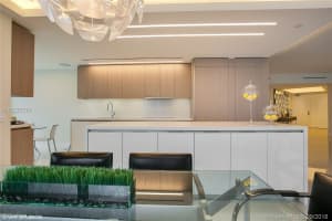 4775 Collins Ave, Miami Beach, FL 33140, Sold 08/19/19