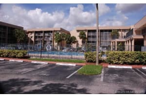 17000 NW 67th Ave, Hialeah, FL 33015, Sold 11/26/18