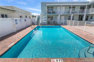 1901 N Surf Rd, Hollywood, FL 33019, Sold 11/19/18