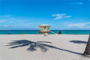 1901 N Surf Rd, Hollywood, FL 33019, Sold 11/19/18